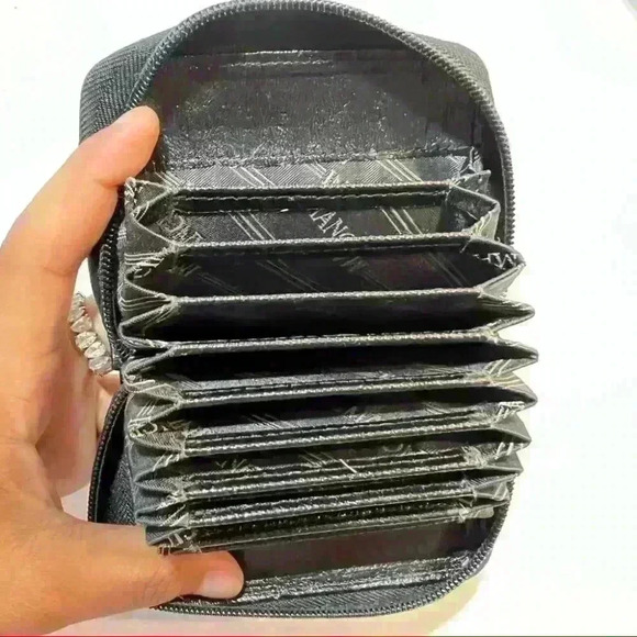 MANCINI BLACK LEATHER CARD ZIP WALLET PURSE - Picture 13 of 14